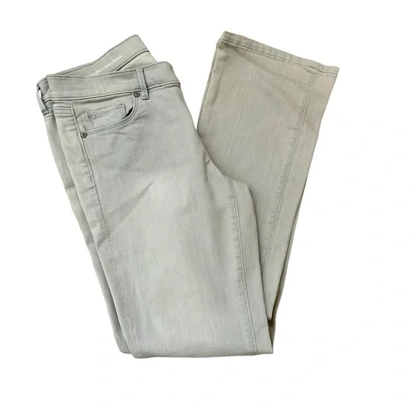 NWOT! Never Worn! Ann Taylor LOFT Grey Modern Sexy Boot Jeans in size 10 Petite - Picture 3 of 10